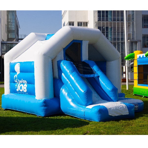 Springkussen Stichting Jarige Job Springkussen Stichting Jarige Job