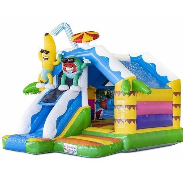 Springkussen zomerfeest met glijbaan